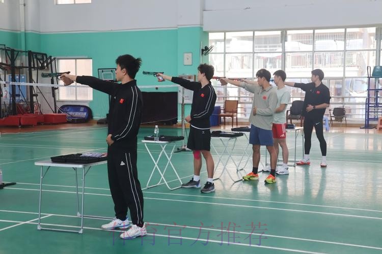 国家现代五项队广东湛江开启冬训